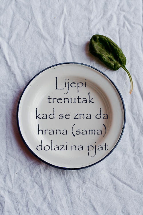 tanjur i špinat