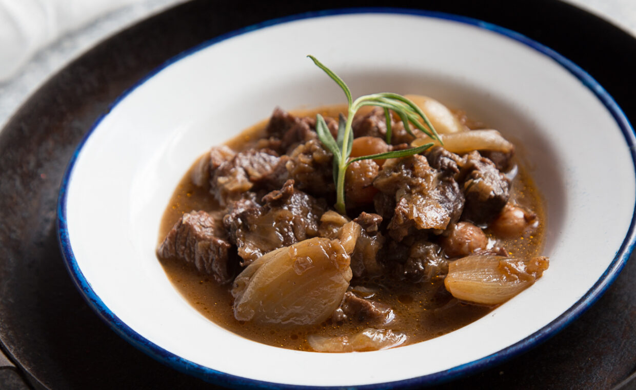 Stifado iz Multicookera ili što kad nemaš kuhinju?