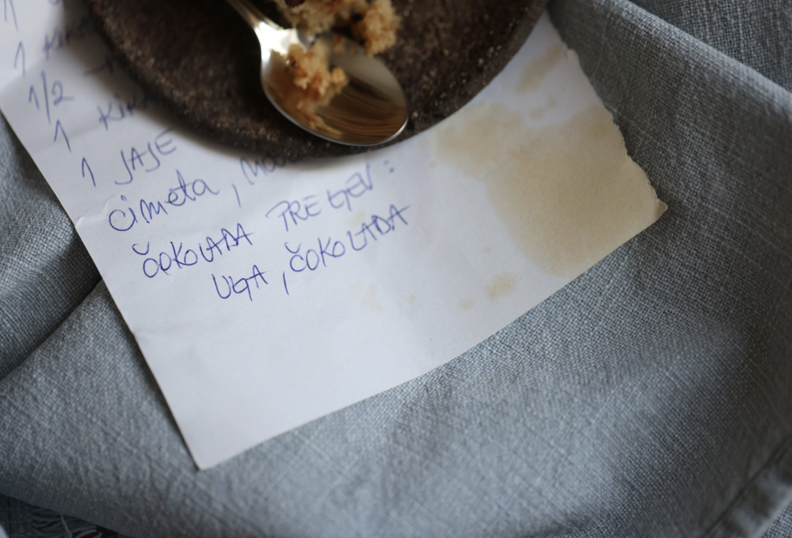 kolač, griz, jabuke, čokolada, recept, kolač